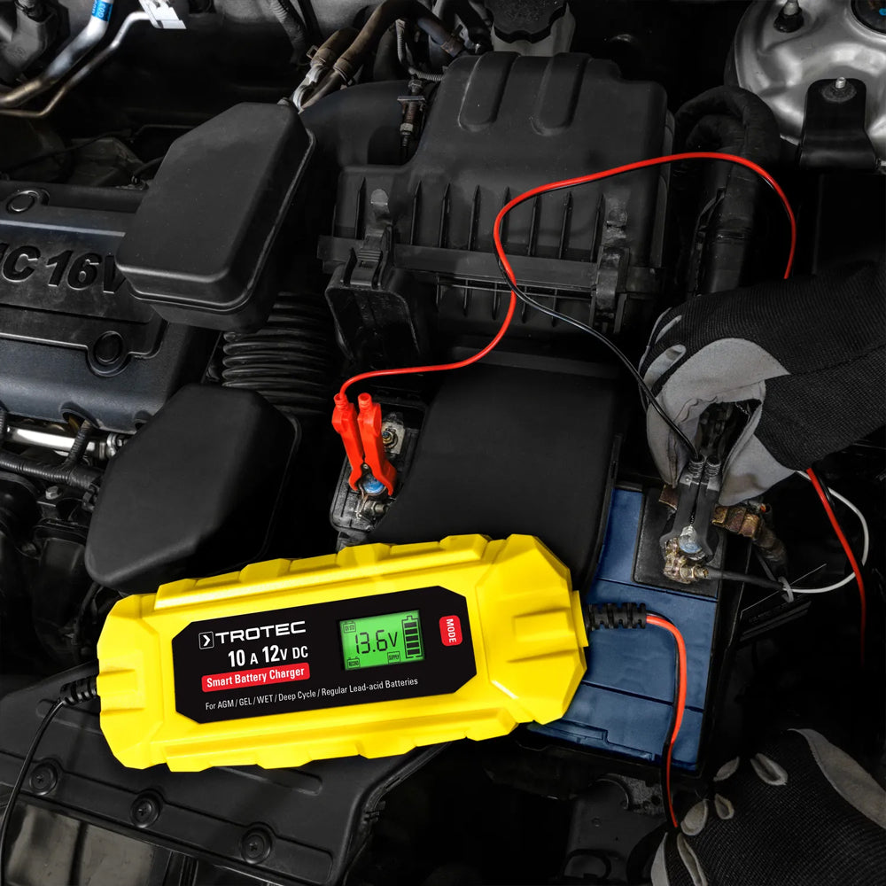 Akumuliatoriaus pakrovėjas Trotec PBCS 10A su LCD ekranu