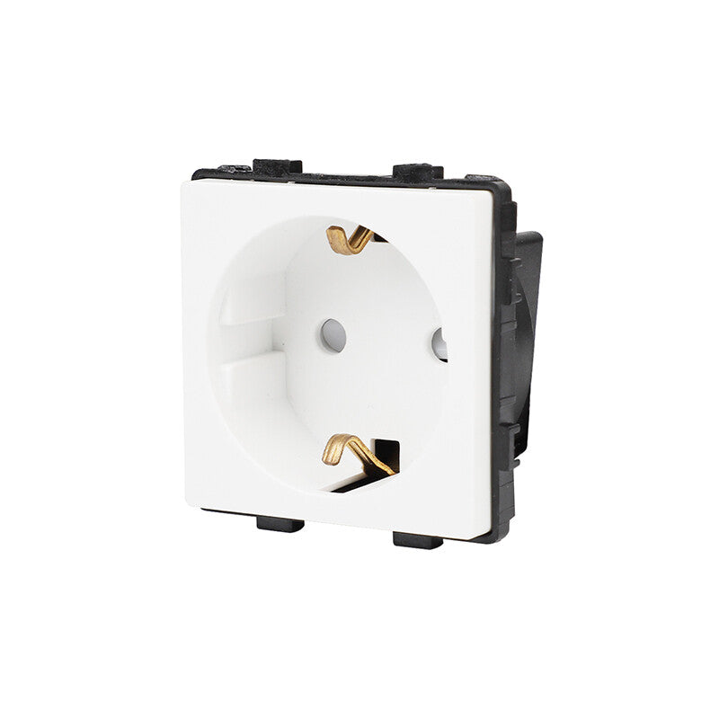 Įžemintas kištukinis lizdas baltas